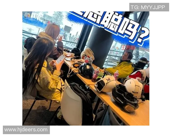 王思聪在日本滑雪一拖五,局面热烈却目光空泛,孤独感扑面而来!